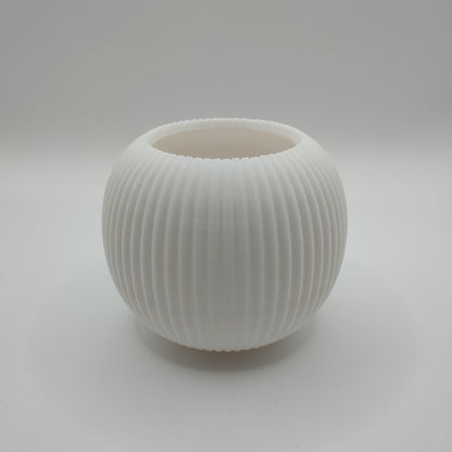 Ribbed Design Planter