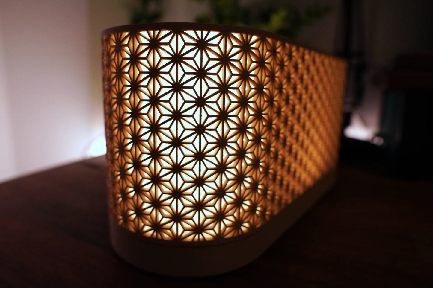 Interlocking Forms - Kumiko Lamp